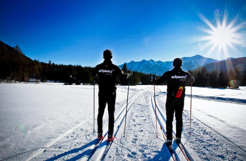 Alpenresort Schwarz Mieming Buitenkant foto